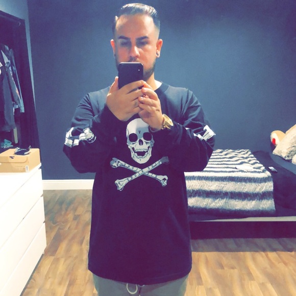 Meet your Posher, Dillon - Picture 1 of 1